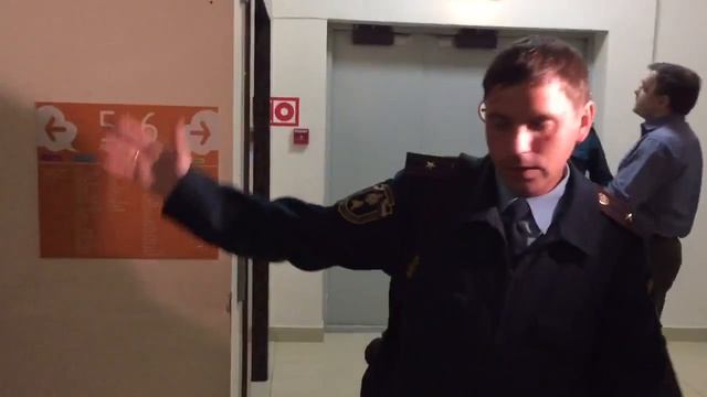 Проверка пожарной безопасности в ТРЦ Малибу. Лифты смотреть онлайн
