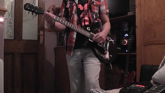 Sheryl Crow- If It Makes You Happy (Guitar Cover) смотреть онлайн