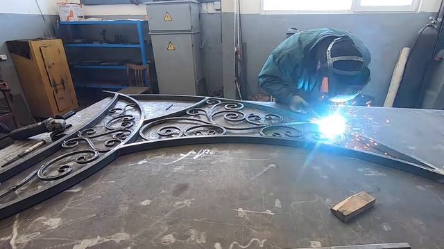 ЧЕРТЕЖИ и ШИКАРНАЯ ПОДЕЛКА Из Профильной Трубы. Сделай Своими руками садовые качели смотреть онлайн