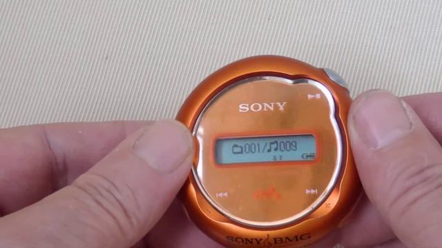 Sony NW-E103 Walkman смотреть онлайн