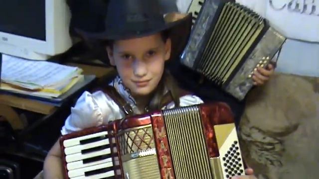 Воспоминание Память АККОРДЕОН Дети Семья 480p смотреть онлайн