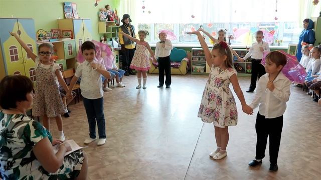 Танец с зонтиком. смотреть онлайн