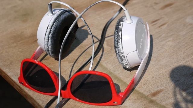 Как сделать Очки-Наушники? DIY 2в1 смотреть онлайн