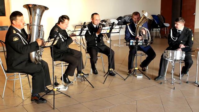 Духовой коллектив "Премьера" смотреть онлайн