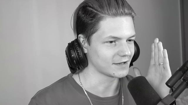 РЕАЛИСТИЧНЫЕ РАДУЖНЫЕ ДРУЗЬЯ смотреть онлайн