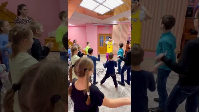 Приехал в детский дом❤️ Они меня так ждали? смотреть онлайн
