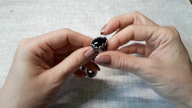 Гиперстен и черная шпинель ? смотреть онлайн