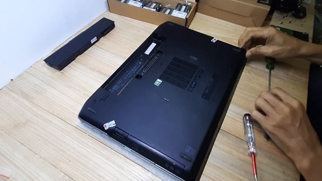 UPGRADE RAM 8GB DELL LATITUDE E6420 смотреть онлайн