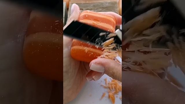 Первые срезы мыла. Асмр смотреть онлайн