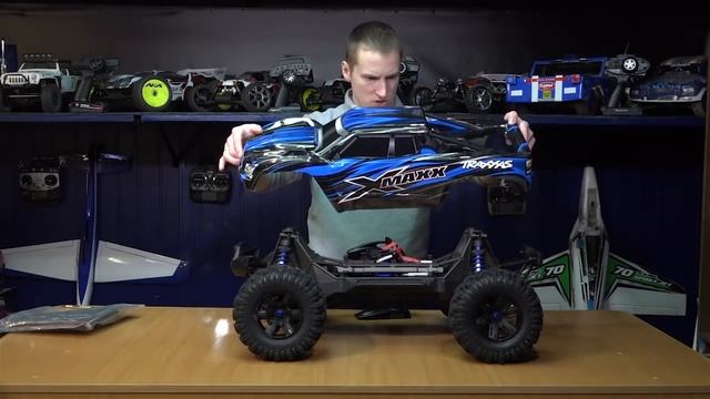 TRAXXAS X-MAXX 1/5 ... Бесколлекторный монстр ... Масштаб 5-ка? смотреть онлайн