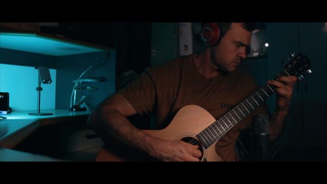 LISTEN TO YOUR HEART. FINGERSTYLE GUITAR. смотреть онлайн