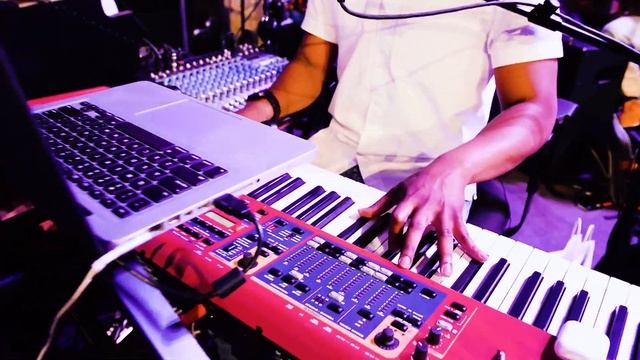 Praise Break! - FBBC Band смотреть онлайн