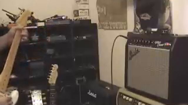 Fender Vibro Champ XD Demonstration смотреть онлайн