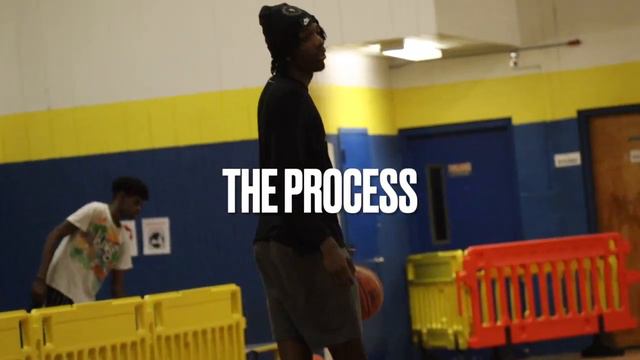 #1 Center Aaron Bradshaw CRAZY Lab Session! McDonald's All American & Kentucky Commit смотреть онлайн