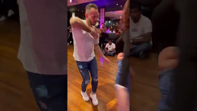 Emerson & Alara | Pure Bachata Cologne | Jhonny Evidence Pesadilla Dj Khalid смотреть онлайн