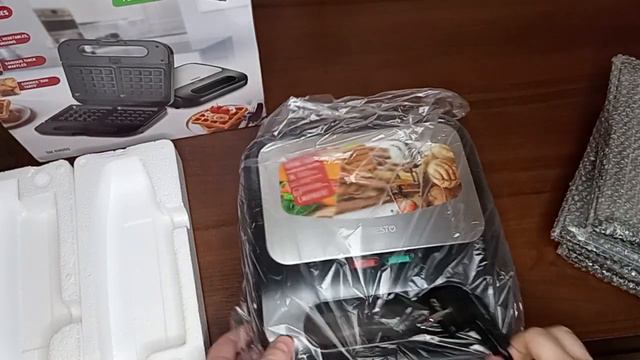 Обзор мультимейкер Ardesto SM-H400S. Вафельница, бутербродница, сендвичница.