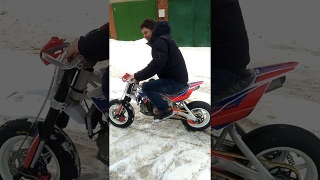 поехали на трек смотреть онлайн