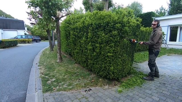 Jardinier paysagiste STIHL HLA 65 смотреть онлайн