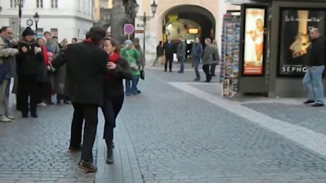 Первое.. танго... в... Праге смотреть онлайн