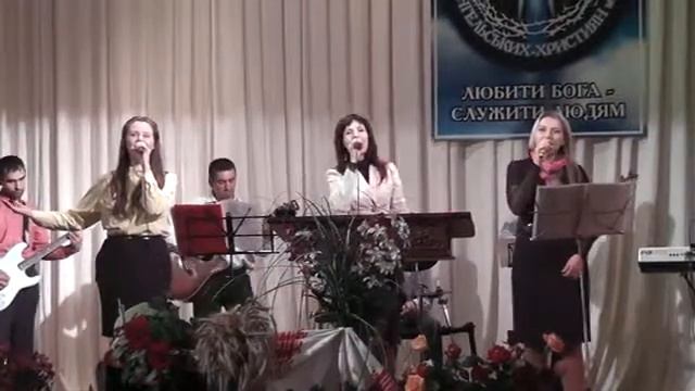 У Твоих ног, Простую песню, Все, что есть... смотреть онлайн
