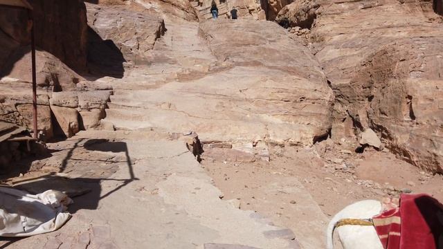 Ad-Deir trail, Petra, Jordan walking tour 4k 60fps смотреть онлайн