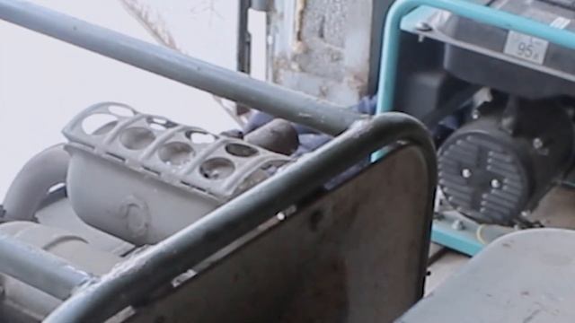 Генератор АБ-4-Т/230 с электронным зажиганием. Холодный пуск. смотреть онлайн