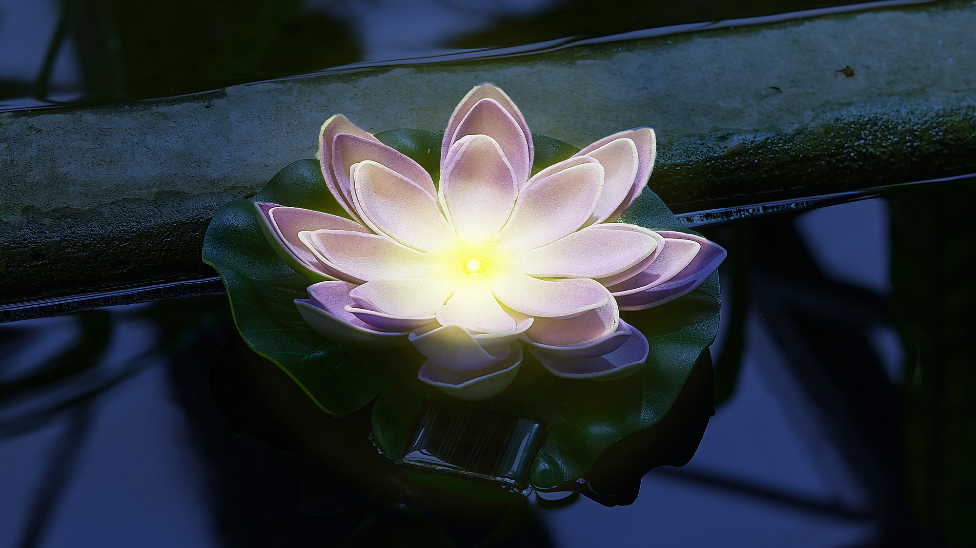 Садовый светильник солар Uniel USL-S-828/PT060 PURPLE WATERLILY UL-00011601