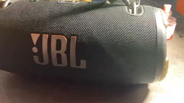 JBL Xtreme 3 Bass Test (JBL Music) смотреть онлайн