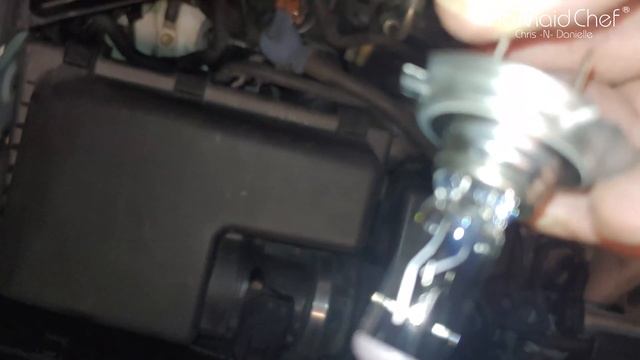 How To Replace Low Beam Bulb | No Tools | Volvo S60 смотреть онлайн