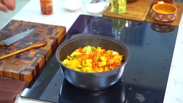 Самая вкусная КАБАЧКОВАЯ ИКРА! Такую вы еще НЕ ПРОБОВАЛИ! Новый РЕЦЕПТ от Ильи Лазерсона смотреть онлайн