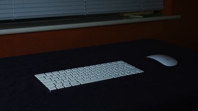iMac 5K 27 inch 2017: A Unique Unboxing смотреть онлайн