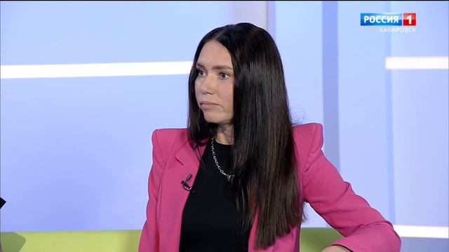 Зелёный «наряд» Хабаровска: кто и как украшает улицы, площади и скверы краевой столицы смотреть онлайн