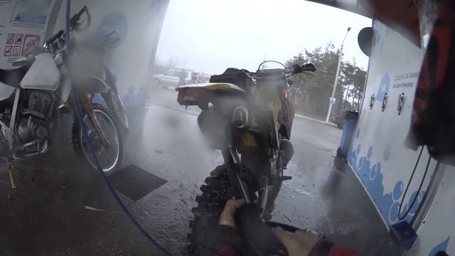 Мойка 3-х грязных мотоциклов за 150р . смотреть онлайн