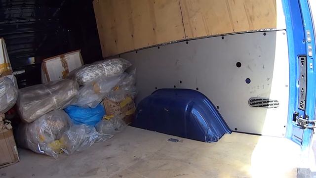 Как обшить фургон Мерседес Спринтер Классик своими руками за копейки. смотреть онлайн