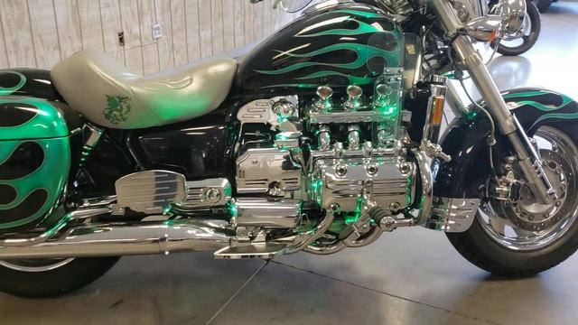 1998 Honda Valkyrie GL1500C CUSTOM! смотреть онлайн