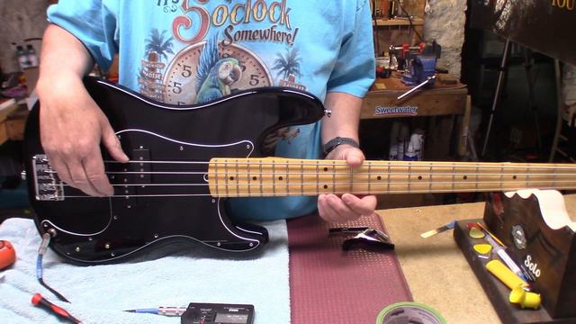 Fender P Bass Professional II EP232 смотреть онлайн