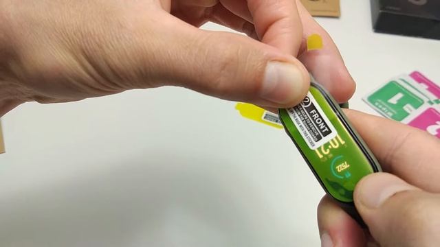 Защитная пленка для Xiaomi Mi Band 5 + КАК НАКЛЕИТЬ смотреть онлайн