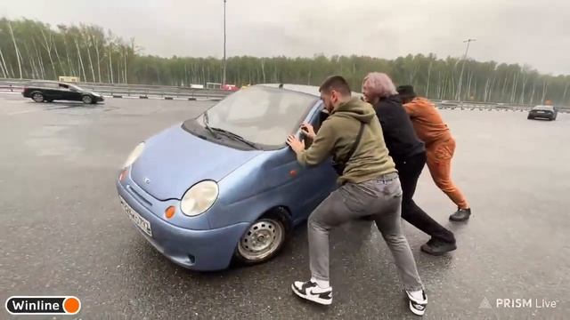 МАТИЗ ПЕРЕВОРАЧИВАЮТ смотреть онлайн