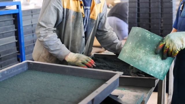 Мы отремонтировали веранды в детском доме и убрали мусор смотреть онлайн