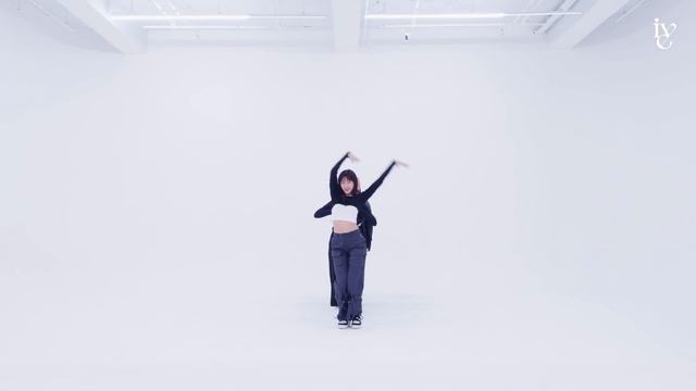 IVE 아이브 'I AM' DANCE PRACTICE смотреть онлайн