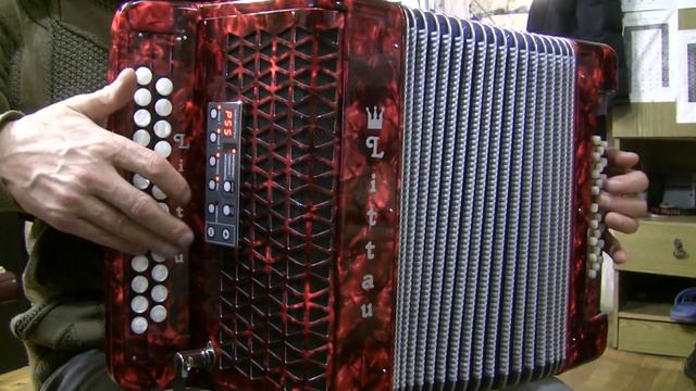 Миди гармонь LITTAU ⁄ми мажор исп Юрий Ермолаев смотреть онлайн