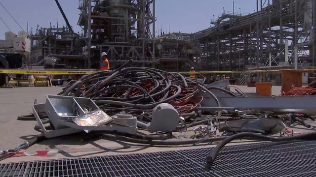 Saudi Aramco reveals attack damage at oil production plants смотреть онлайн