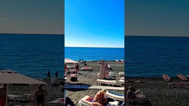 Море. Сочи сегодня. 14 октября 2023 года. Пляж санатория 