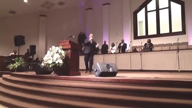 Wes Morgan at The Luke Church-Humble, TX смотреть онлайн