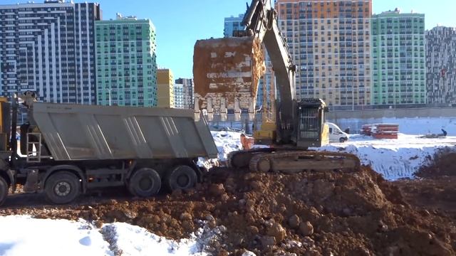 Вывоз грунта с погрузкой экскаватором смотреть онлайн