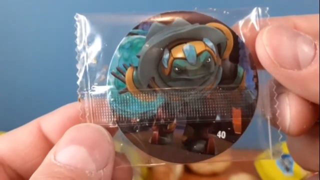 Круассаны Chipicao GORMITI ЧИПИКАО ГОРМИТИ вскрытие 4 -х пакетов новые и старые жетоны стикеры смотреть онлайн