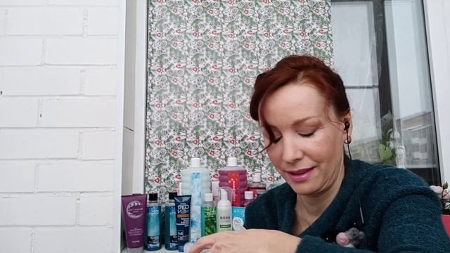 Приятности в заказе 01/2023 Avon ?Большая распаковка? Подарки января ? Что выгодно покупать!? смотреть онлайн