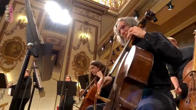 Johann Nepomuk Hummel Mandolin Concerto Avi Avital Il Giardino Armonico смотреть онлайн