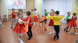 Танец на 8 марта.» Девочки фабричные» Дет. сад №21 «Алёнка» Гурьевск