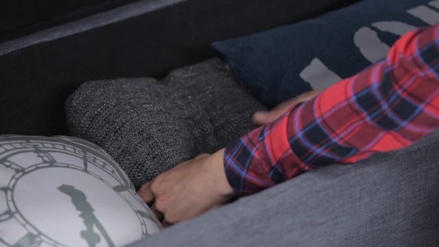 Simpli Home Laredo Large Rectangular Storage Ottoman Bench смотреть онлайн